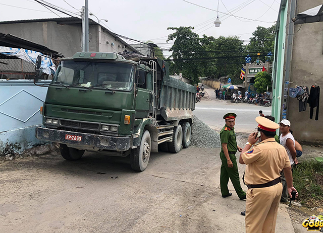 Mơ thấy xe ben công an bắt