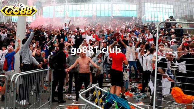 Hooligan trong bóng đá ở trận đấu Heysel năm 1985